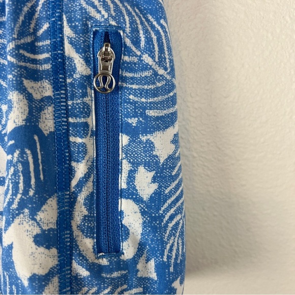 Lululemon Run: Ultra Short II Beachy Floral White Porcelaine - Picture 4 of 6